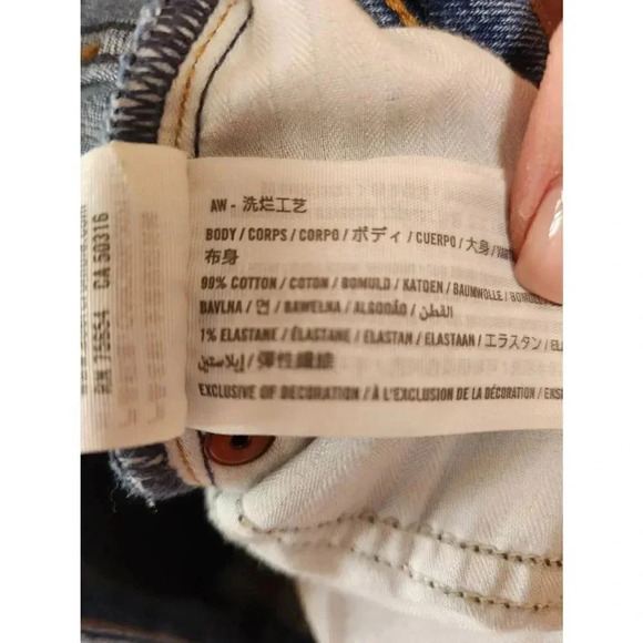 Abercrombie & Fitch The Mom High Rise Size 25 Distressed - Picture 4 of 7